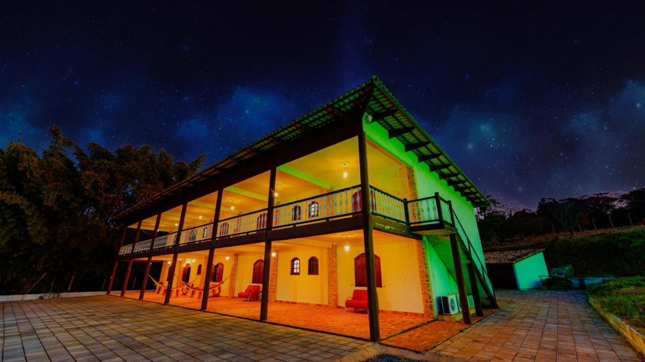 Pousada Casarao Na Serra Vargem Bonita Bagian luar foto
