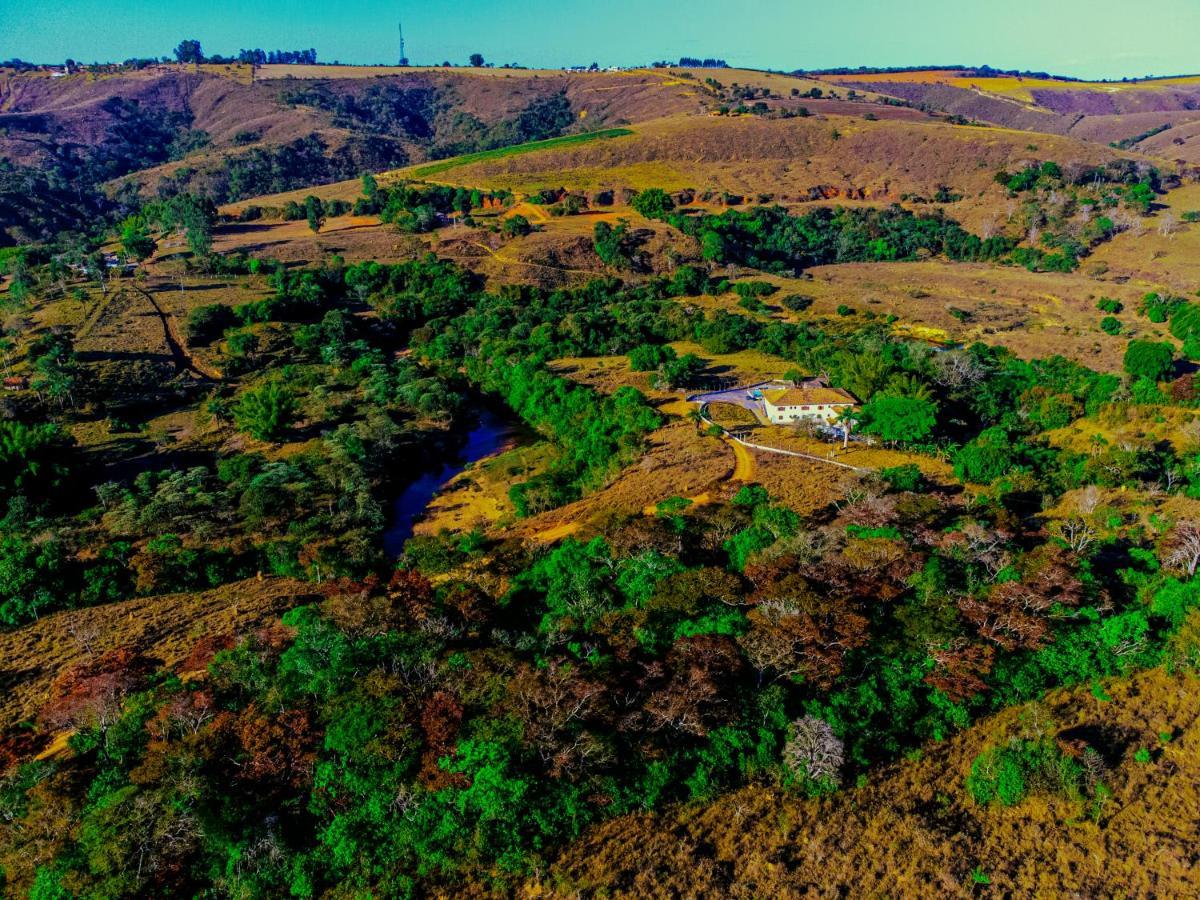 Pousada Casarao Na Serra Vargem Bonita Bagian luar foto